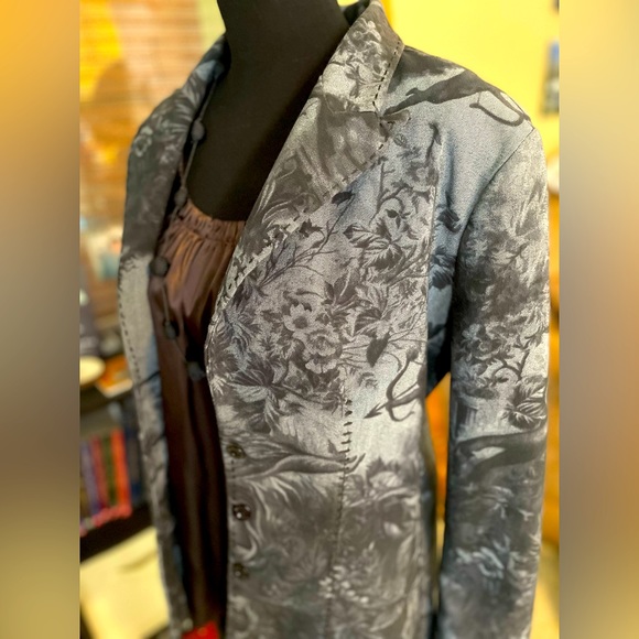 Mesmerize Jackets & Blazers - Mesmerize blazer sz 8 - vintage style gray and black floral jacket 3 buttons